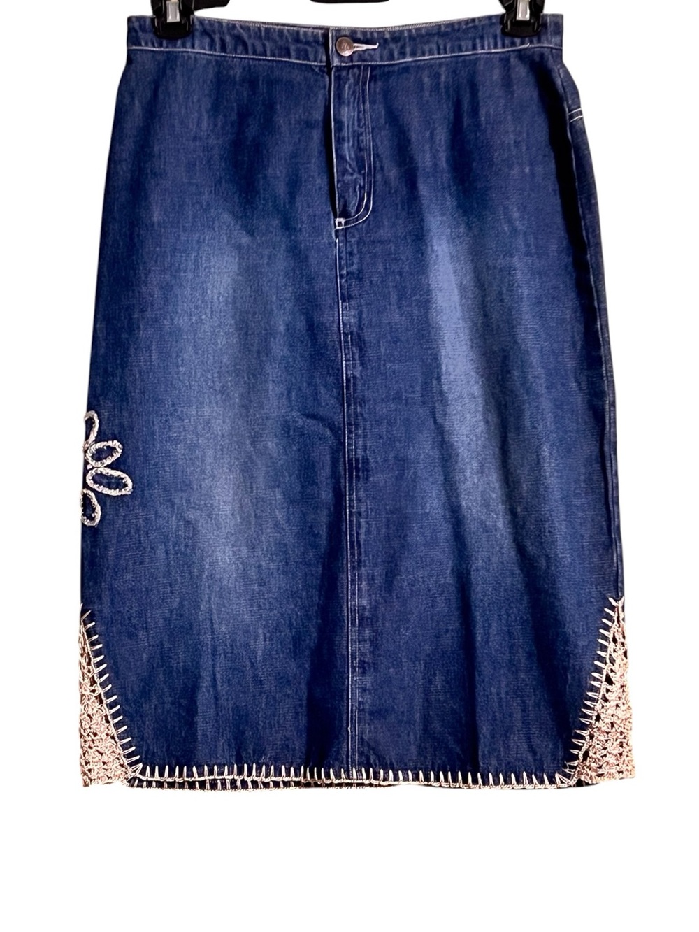 Vtg Clio Blue Denim Midi Women’s Skirt Sz 4 Embellished Cream Crochet Accents